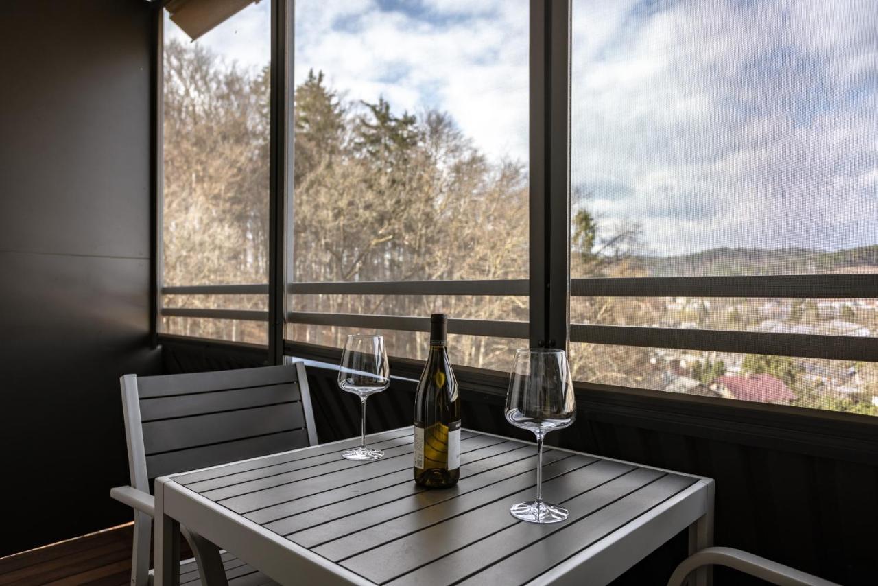 Elegant 1-Bedroom Apartment Near Hill Forest Laibach Exterior foto