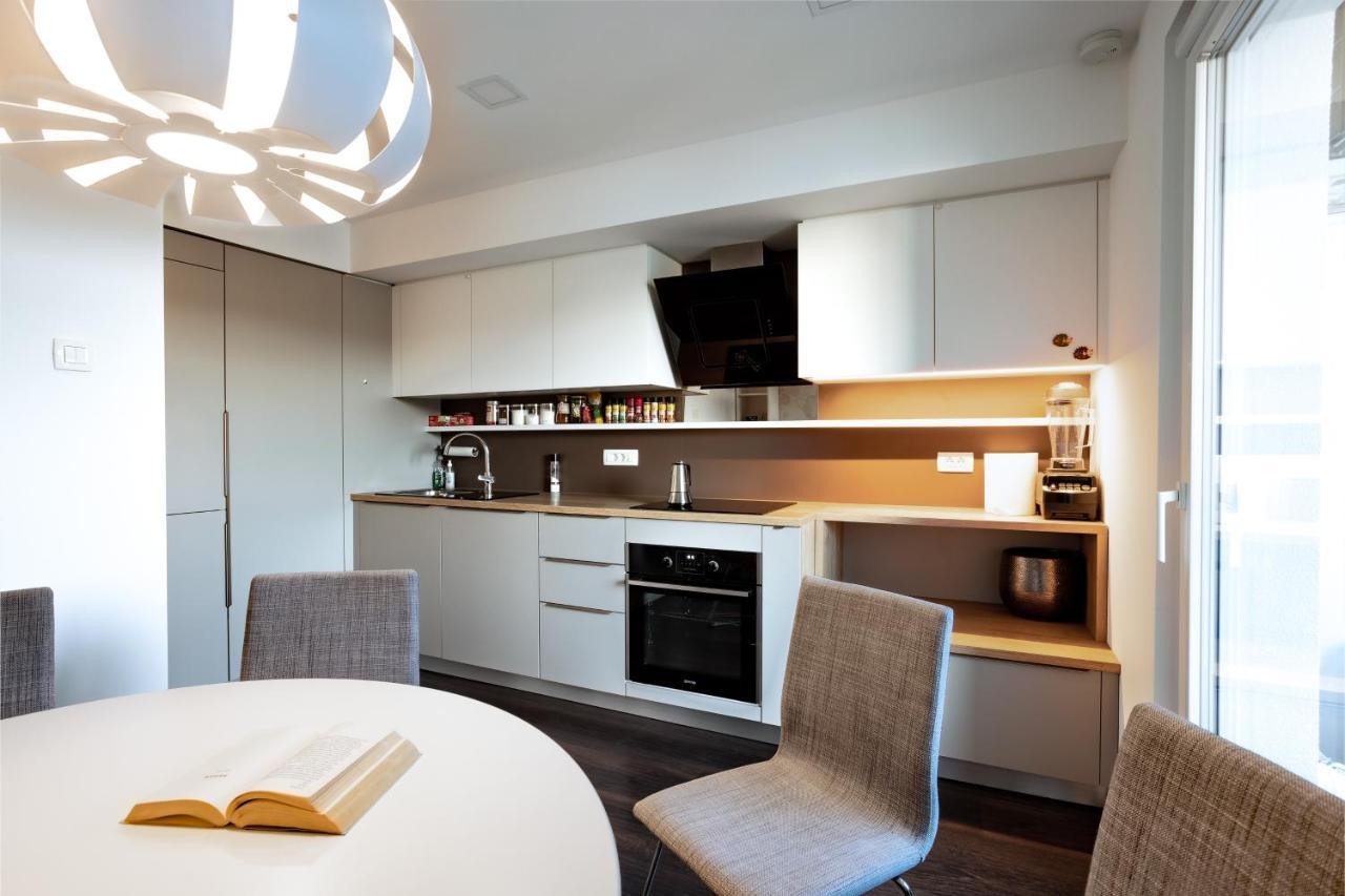 Elegant 1-Bedroom Apartment Near Hill Forest Laibach Exterior foto