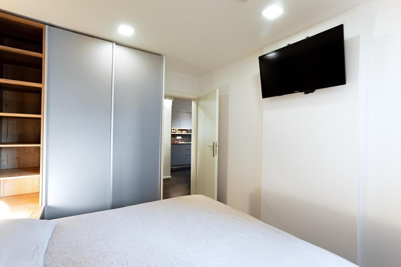 Elegant 1-Bedroom Apartment Near Hill Forest Laibach Exterior foto